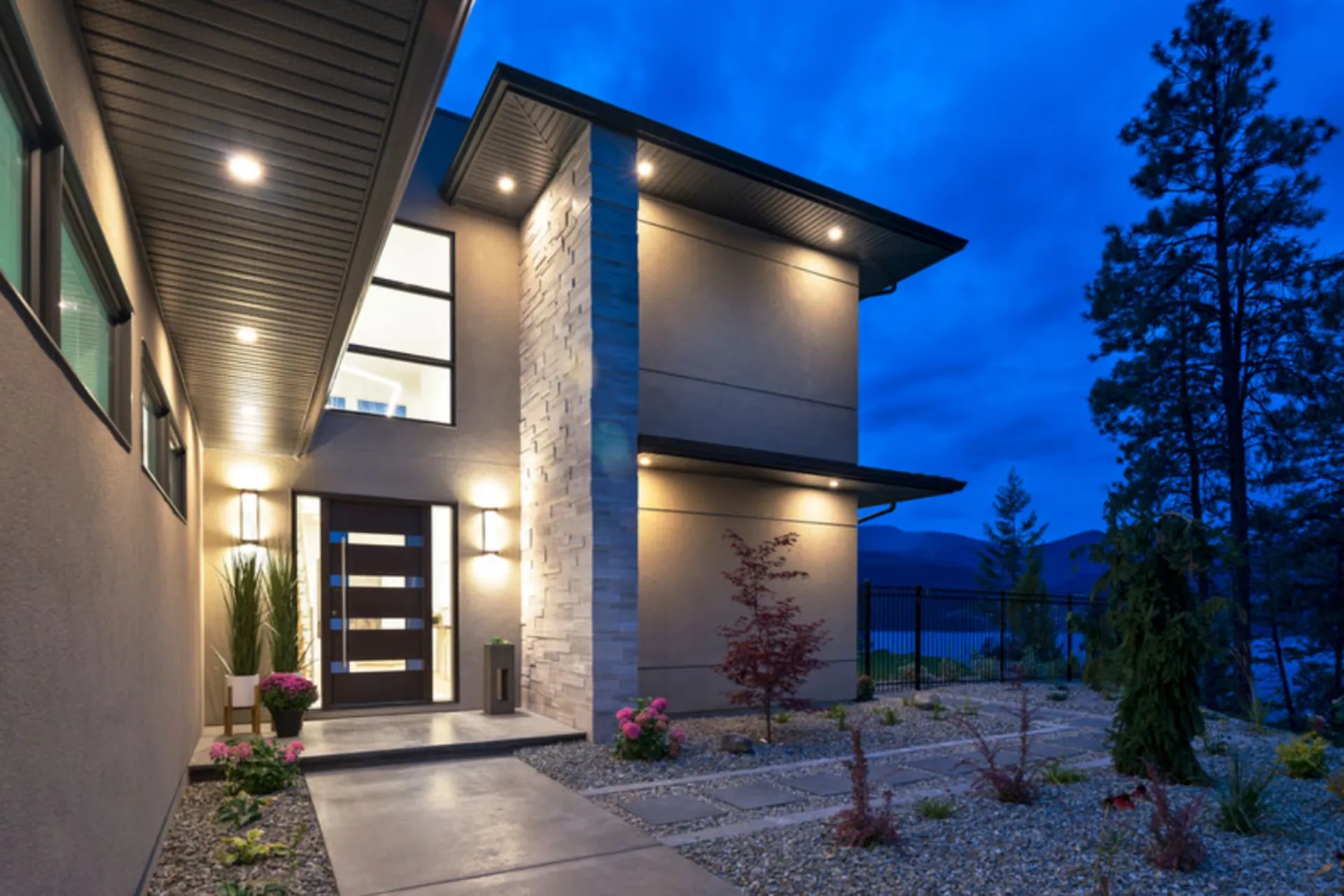 Hillside Hideaway custom home exterior at dusk